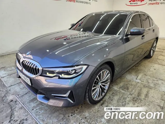BMW 3-Series 2022 — photo 1