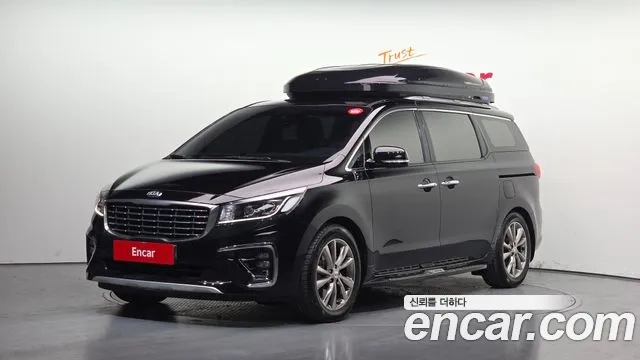 Kia Canival 2019 — photo 1