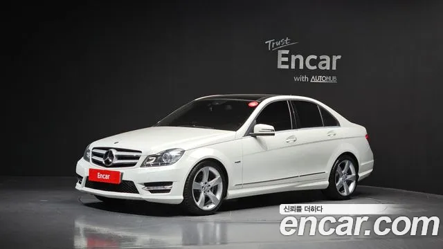 Mercedes-Benz C-Class 2012 — photo 1
