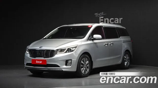Kia Canival 2016 — photo 1