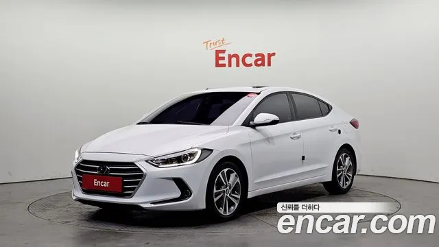 Hyundai AVANTE 2018 — photo 1