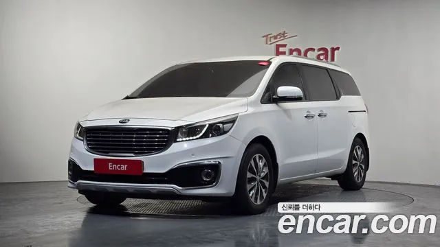 Kia Canival 2018 — photo 1