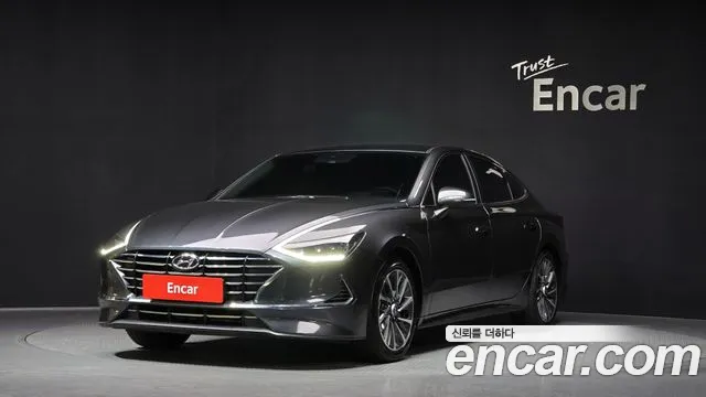 Hyundai Sonata 2022 — photo 1