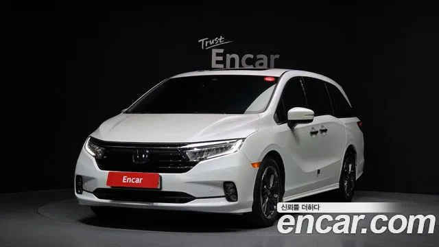 Honda Odyssey 2021 — photo 1