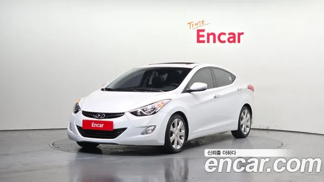 Hyundai AVANTE 2012 — photo 1