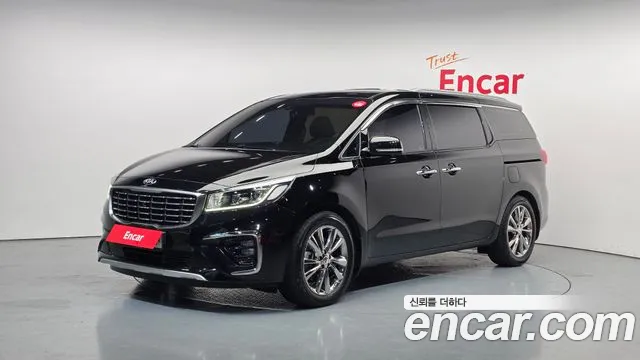 Kia Canival 2019 — photo 1