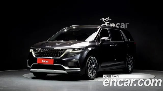Kia Canival 2021 — photo 1