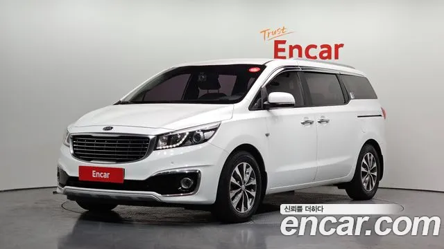Kia Canival 2016 — photo 1