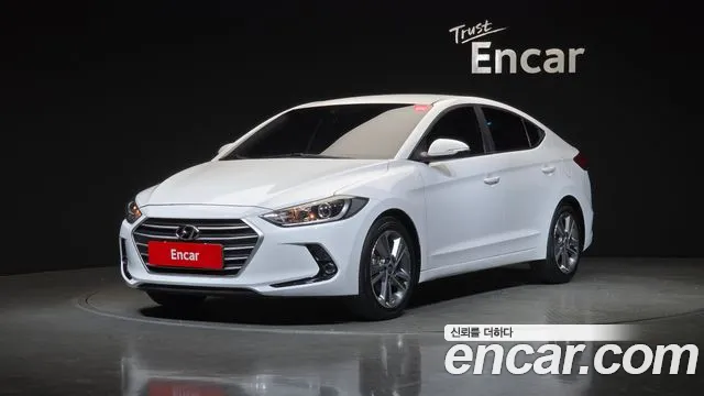 Hyundai AVANTE 2018 — photo 1
