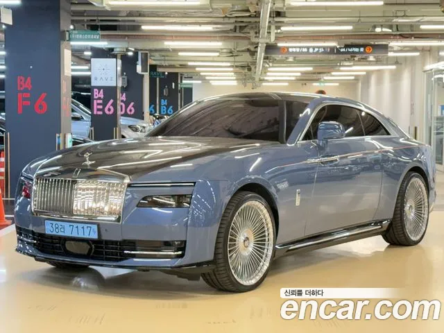 Rolls-Royce Spectre 2024 — photo 1