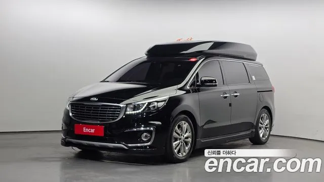 Kia Canival 2018 — photo 1