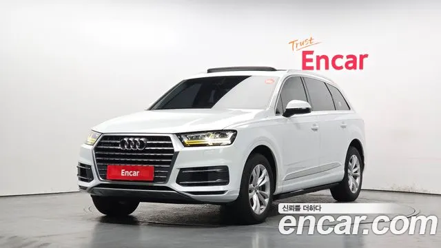 Audi Q7 2019 — photo 1