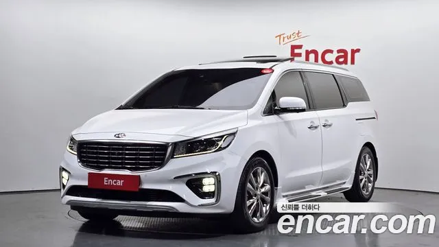 Kia Canival 2020 — photo 1