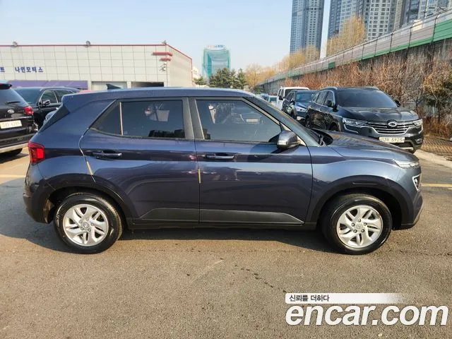 Hyundai Venue 2022 — photo 1