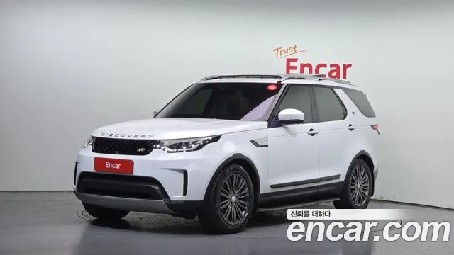Land Rover Discovery 2017 — photo 1
