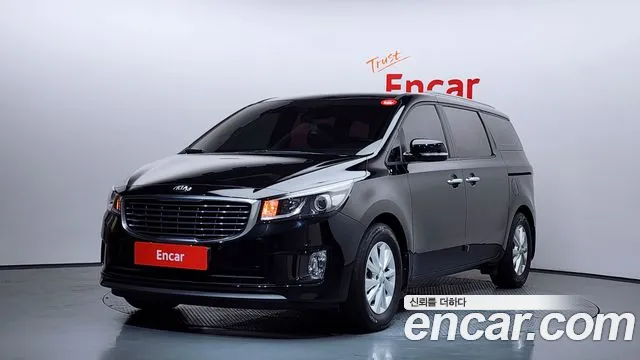 Kia Canival 2017 — photo 1