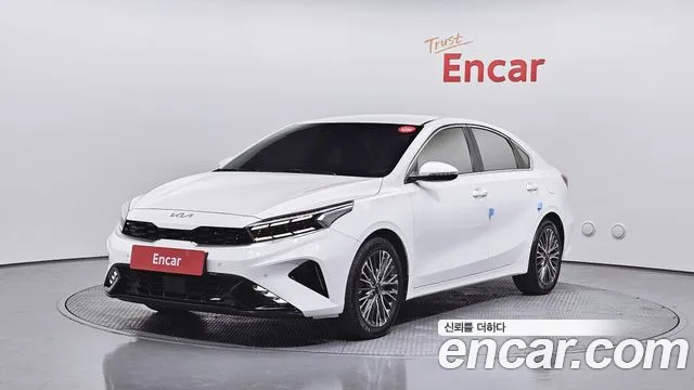Kia K3 2022 — photo 1
