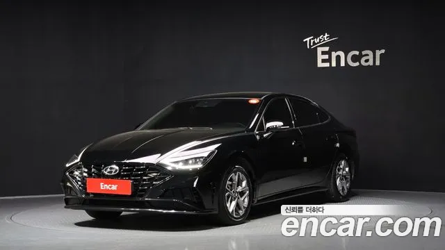 Hyundai Sonata 2022 — photo 1