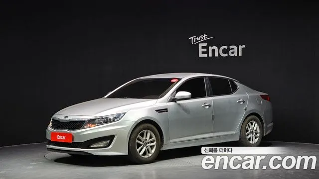 Kia K5 2011 — photo 1