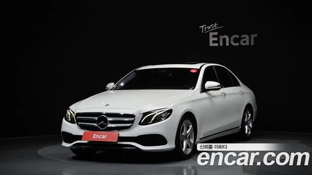 Mercedes-Benz E-Class 2018 — photo 1