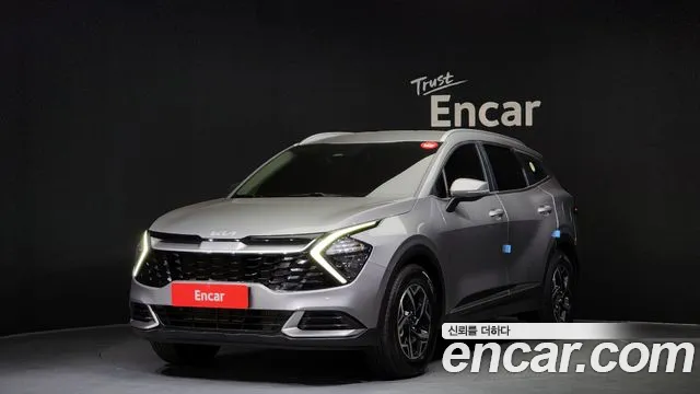 Kia Sportage 2022 — photo 1