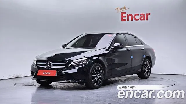 Mercedes-Benz C-Class 2019 — photo 1