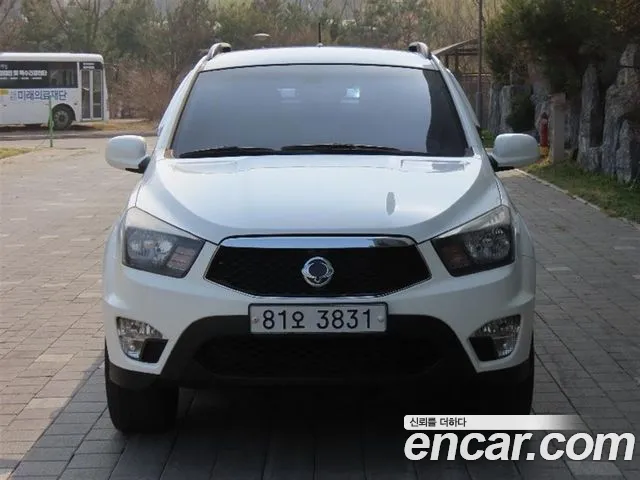 KG Mobility KORANDO 2015 — photo 1