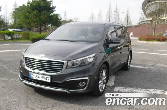 Kia Canival 2016 — photo 1