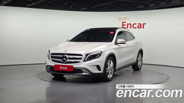 Mercedes-Benz GLA-Class 2015 — photo 1