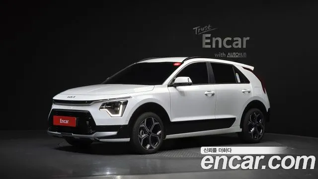 Kia Niro 2025 — photo 1
