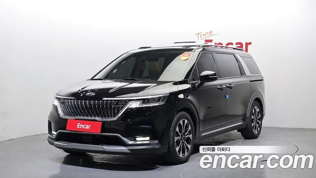 Kia Canival 2021 — photo 1