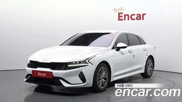 Kia K5 2023 — photo 1