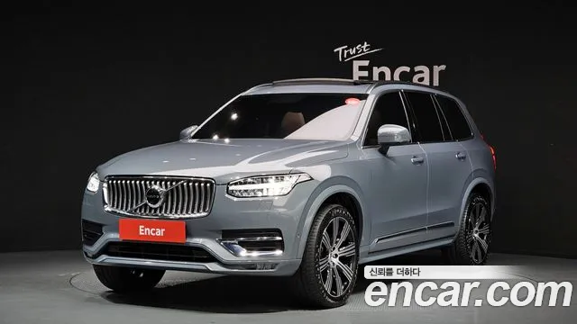 Volvo XC90 2021 — photo 1