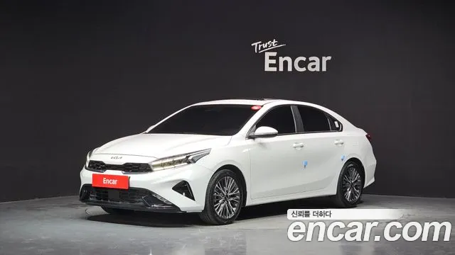 Kia K3 2023 — photo 1