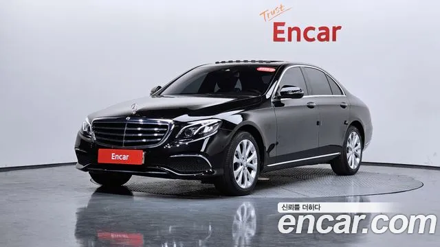 Mercedes-Benz E-Class 2017 — photo 1