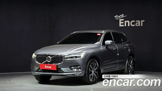 Volvo XC60 2021 — photo 1
