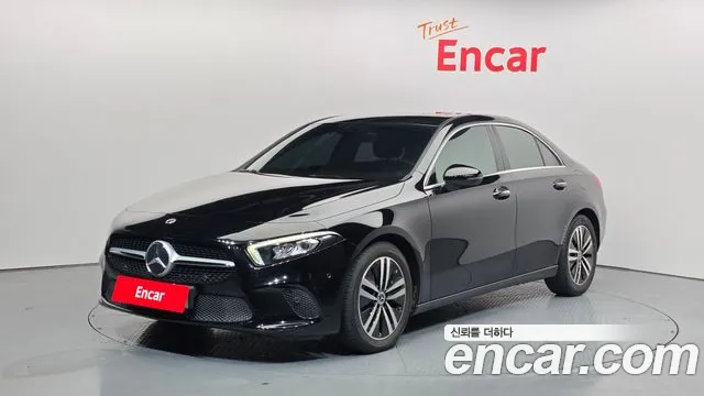 Mercedes-Benz A-Class 2021 — photo 1