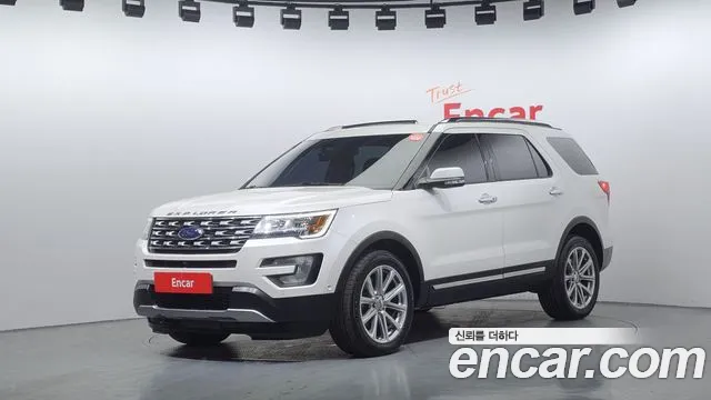 Ford Explorer 2016 — photo 1