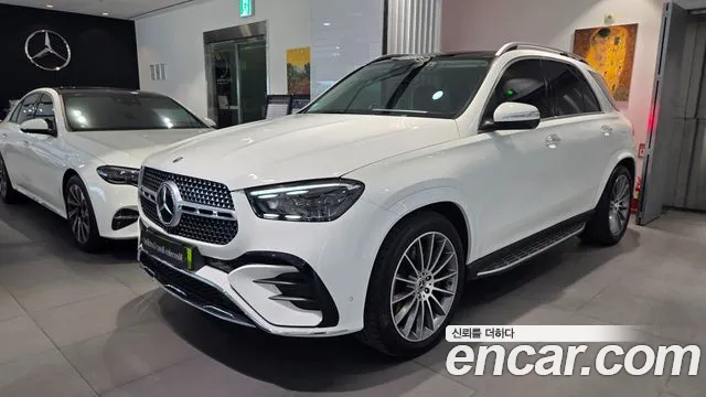 Mercedes-Benz GLE-Class 2025 — photo 1