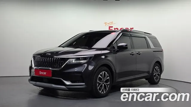 Kia Canival 2021 — photo 1