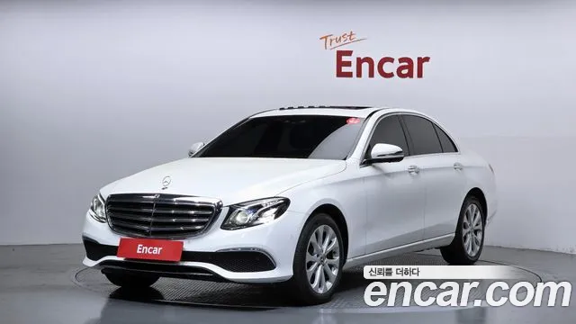 Mercedes-Benz E-Class 2018 — photo 1