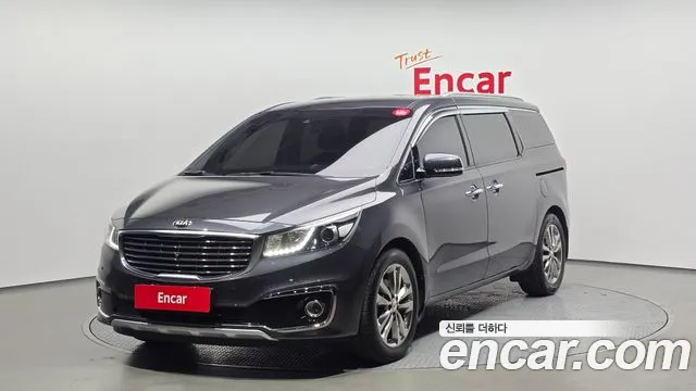 Kia Canival 2018 — photo 1