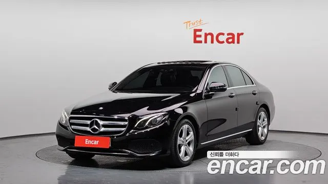 Mercedes-Benz E-Class 2017 — photo 1