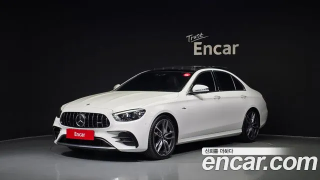 Mercedes-Benz E-Class 2021 — photo 1