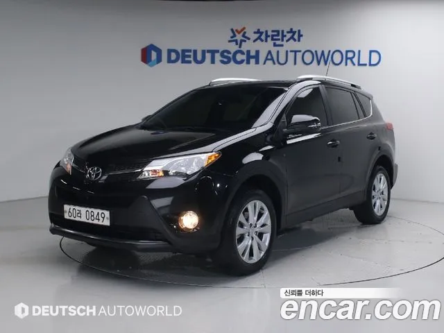 Toyota RAV4 2015 — photo 1