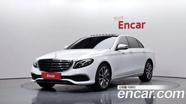 Mercedes-Benz E-Class 2018 — photo 1