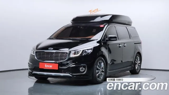 Kia Canival 2018 — photo 1