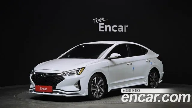 Hyundai AVANTE 2019 — photo 1