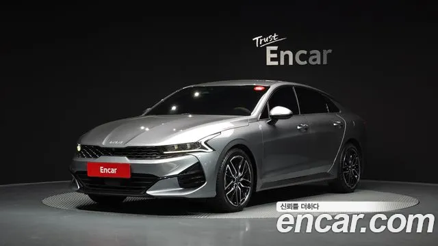 Kia K5 2023 — photo 1