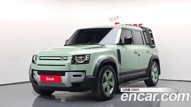 Land Rover Defender 2023 — photo 1